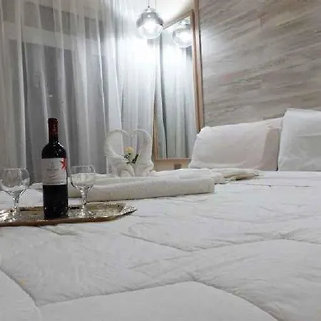Aparthotel Sevach 3*