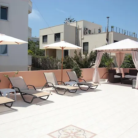 Aparthotel Sevach 3*